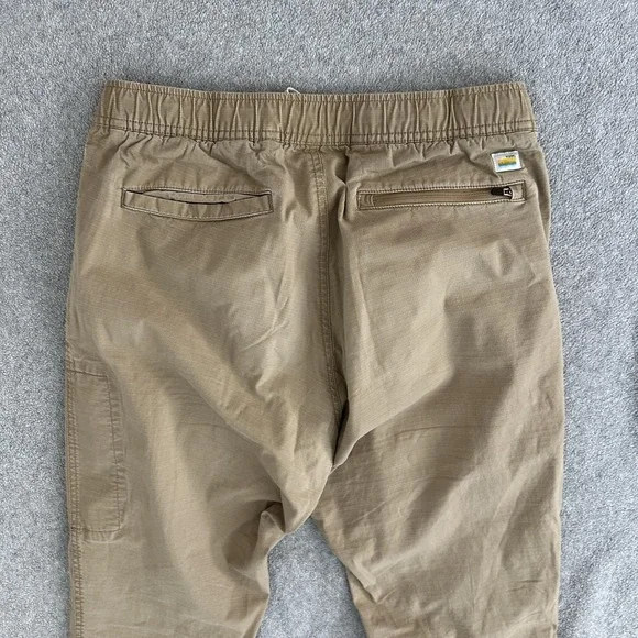 Vuori Pants Mens Small Khaki Jogger Stretch Travel Ripstop Climber Casual V412 - Picture 8 of 10